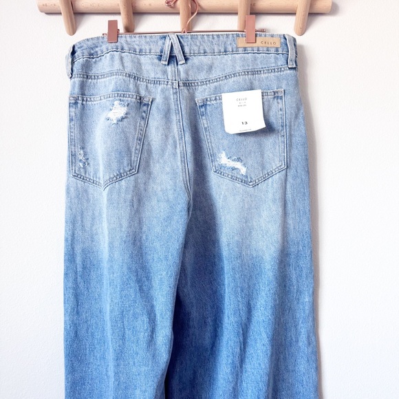 Cello Light Blue Wide Leg Flare Jeans - Picture 9 of 13